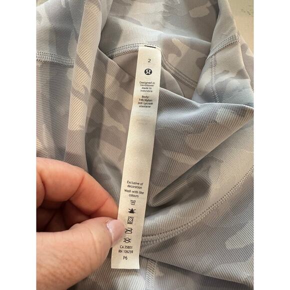 Lululemon Wunder Train Leggings - Picture 5 of 6